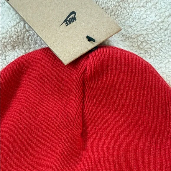 Nike Bold Red Knit Beanie - Picture 3 of 4